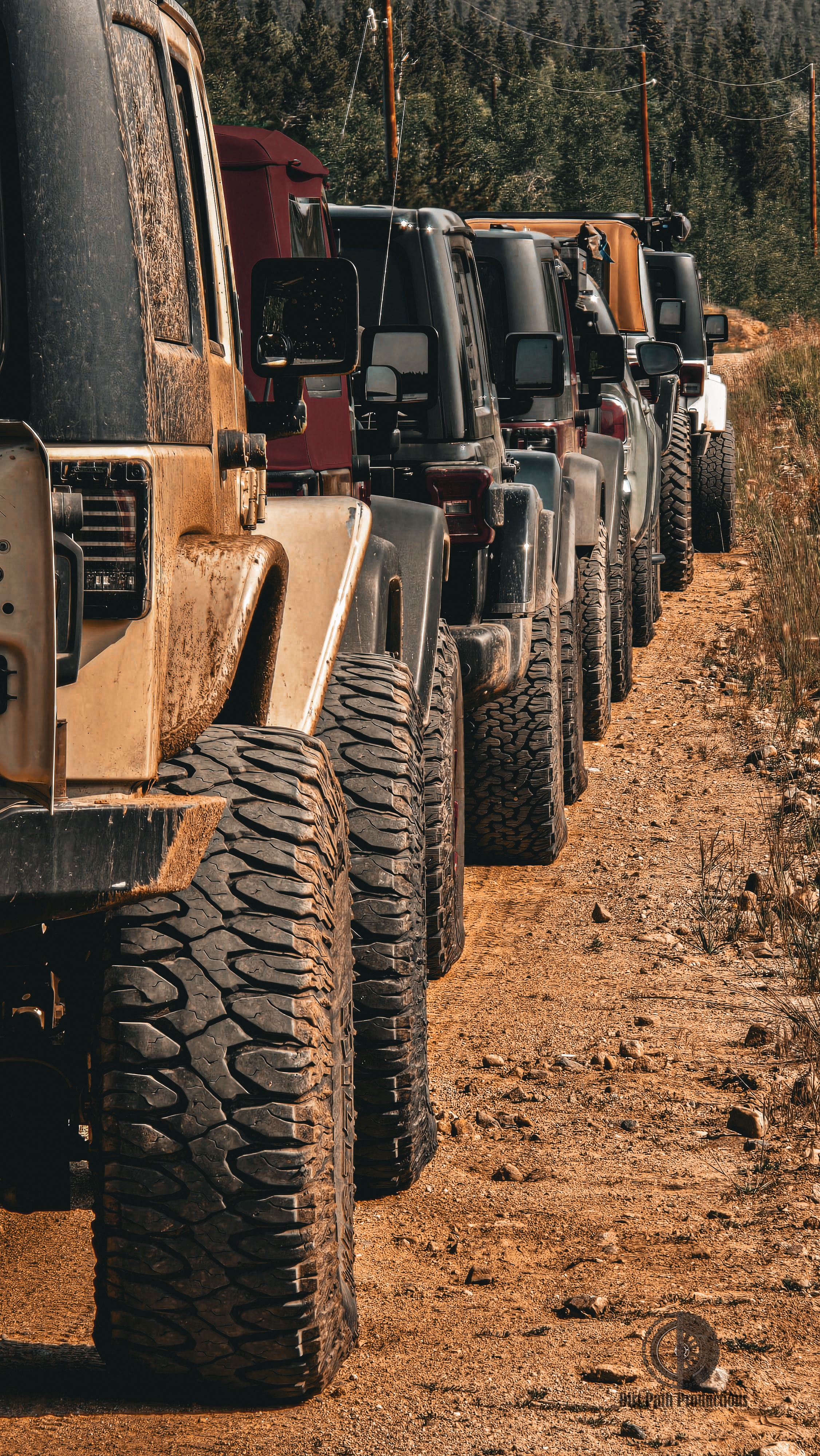 4x4 vehicle photography on Colorado mountain pass